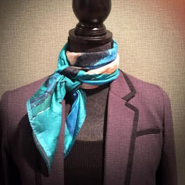 French twist : tying scarves