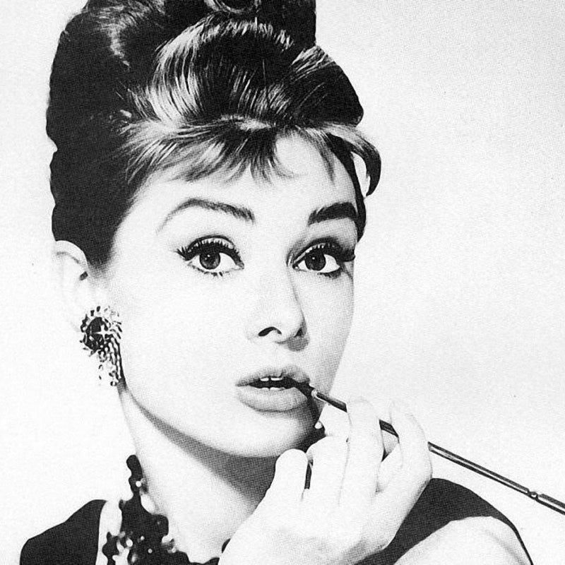 Style : Audery Hepburn and 5 steps to follow her look